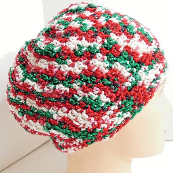 Christmas Baggy Beanie OS Red Green Slouch Hat Handmade Crochet Hand Knit NWT - Picture 3 of 9
